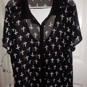 Size 3 Torrid Blouse black with crosses